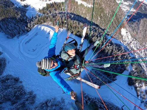 parapente la clusaz ski